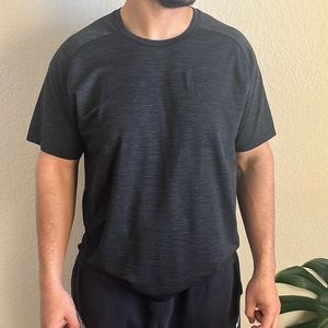 Men’s Black XXL Lululemon T-Shirt